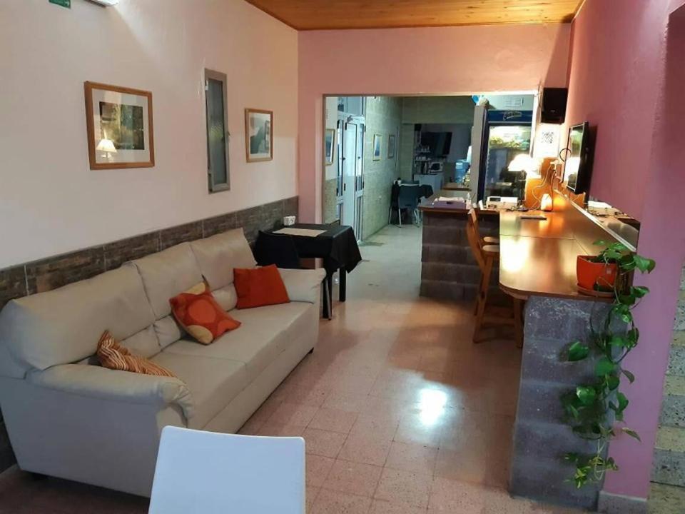 Hotel Mitre Chivilcoy Buitenkant foto
