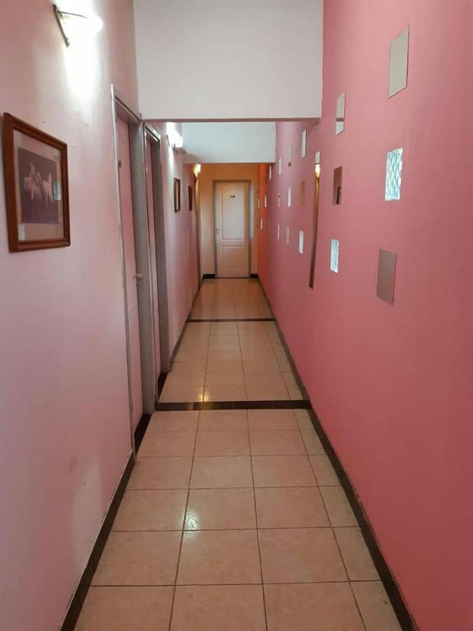 Hotel Mitre Chivilcoy Buitenkant foto